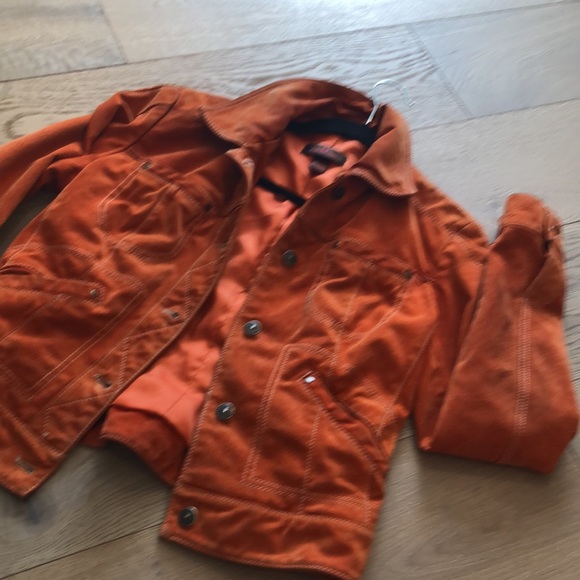 Danier orange washable leather jacket with white top stitching - Picture 12 of 14